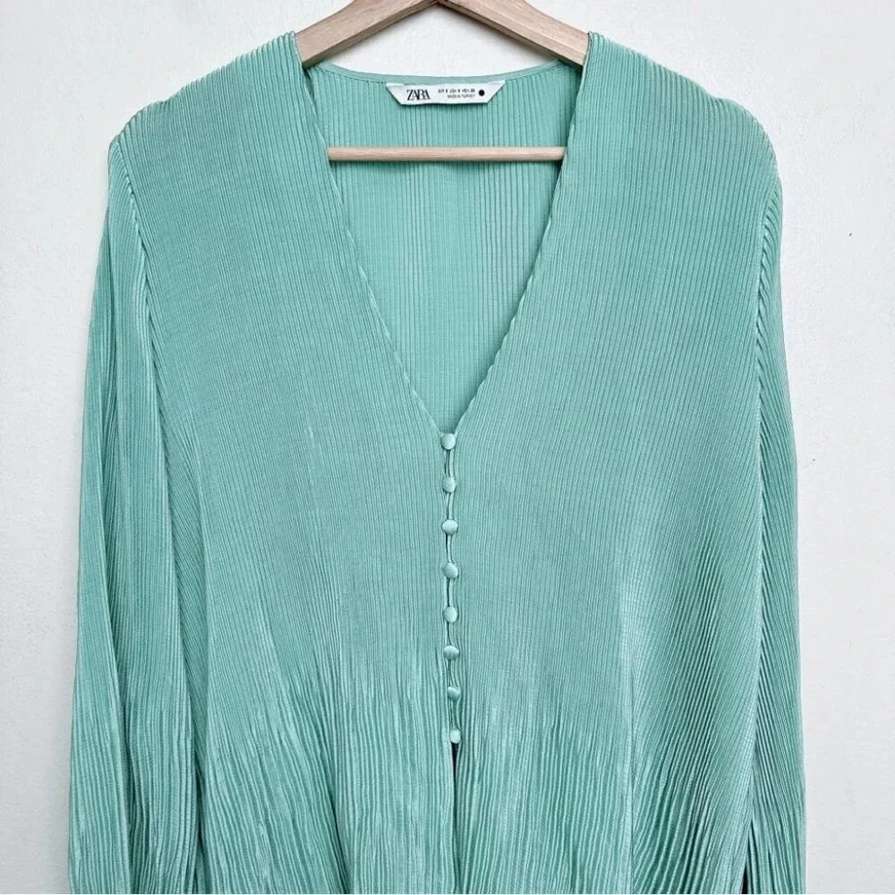 Zara Womens Size Small Pleated Green Button Blouse - Picture 3 of 14